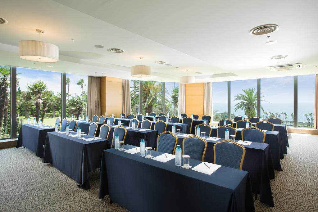 Seogwipo Kal Hotel Exterior foto Meeting room